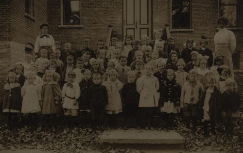 First Grade Class with two teachers.